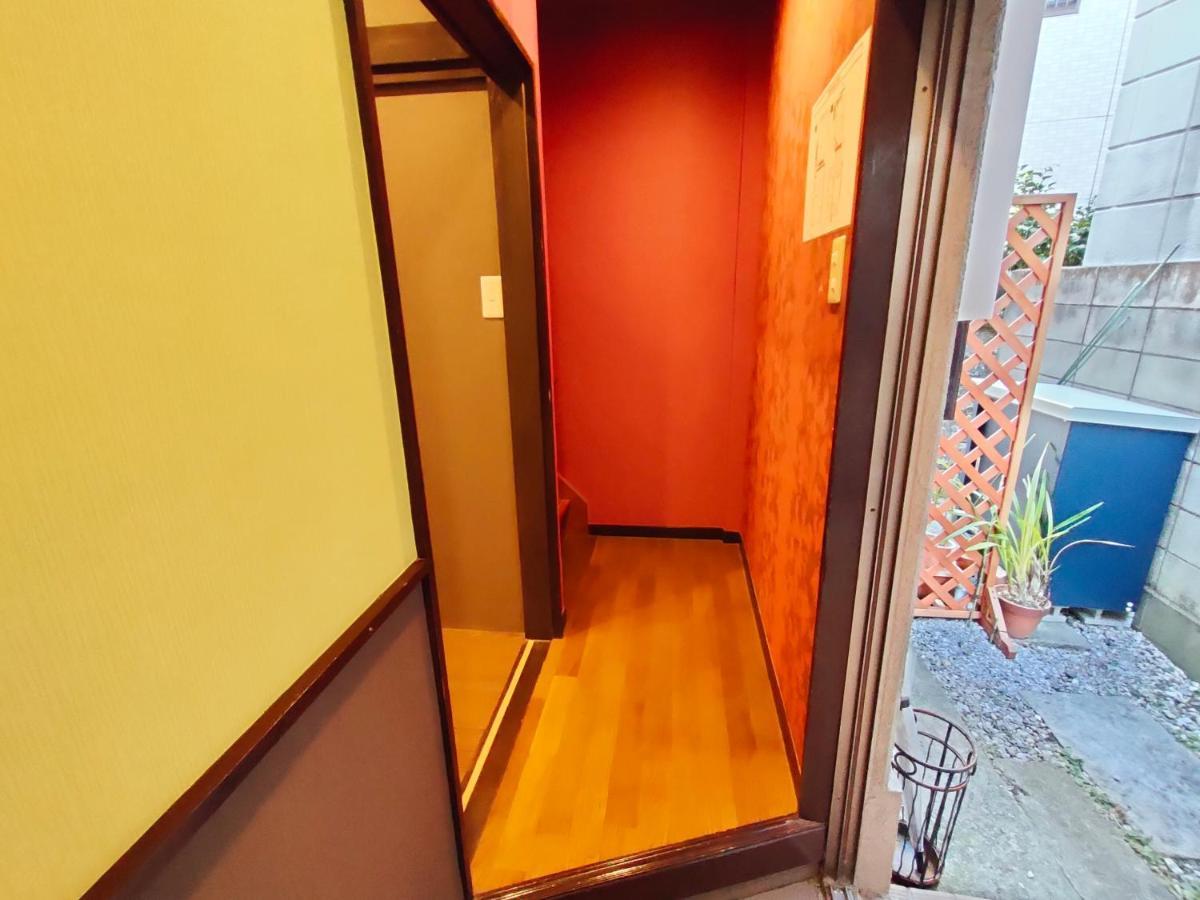 Kiki House Hotel Tokyo Exterior photo